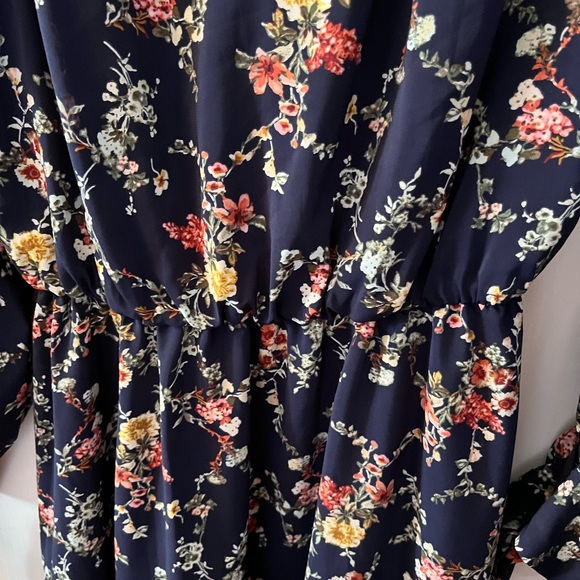 Gal meets Glam Bonnie - Picture 6 of 9